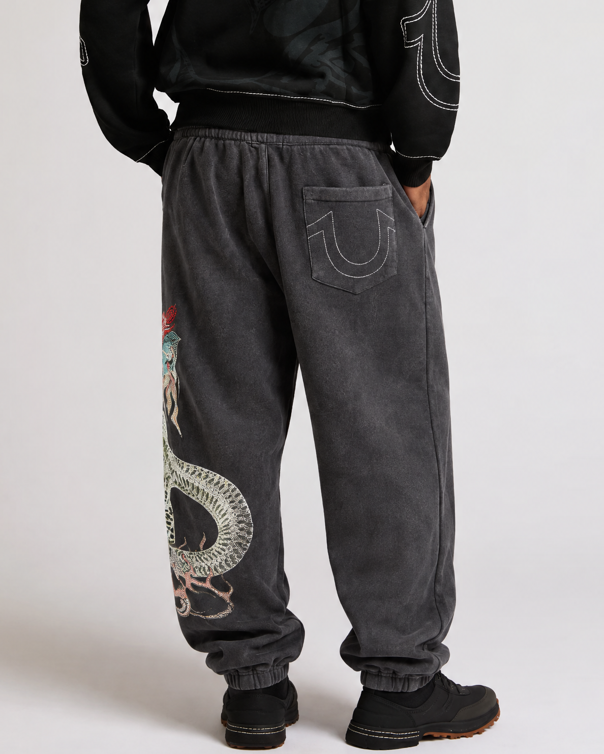 WASHED CRYSTAL BAGGY JOGGER - JET BLACK
