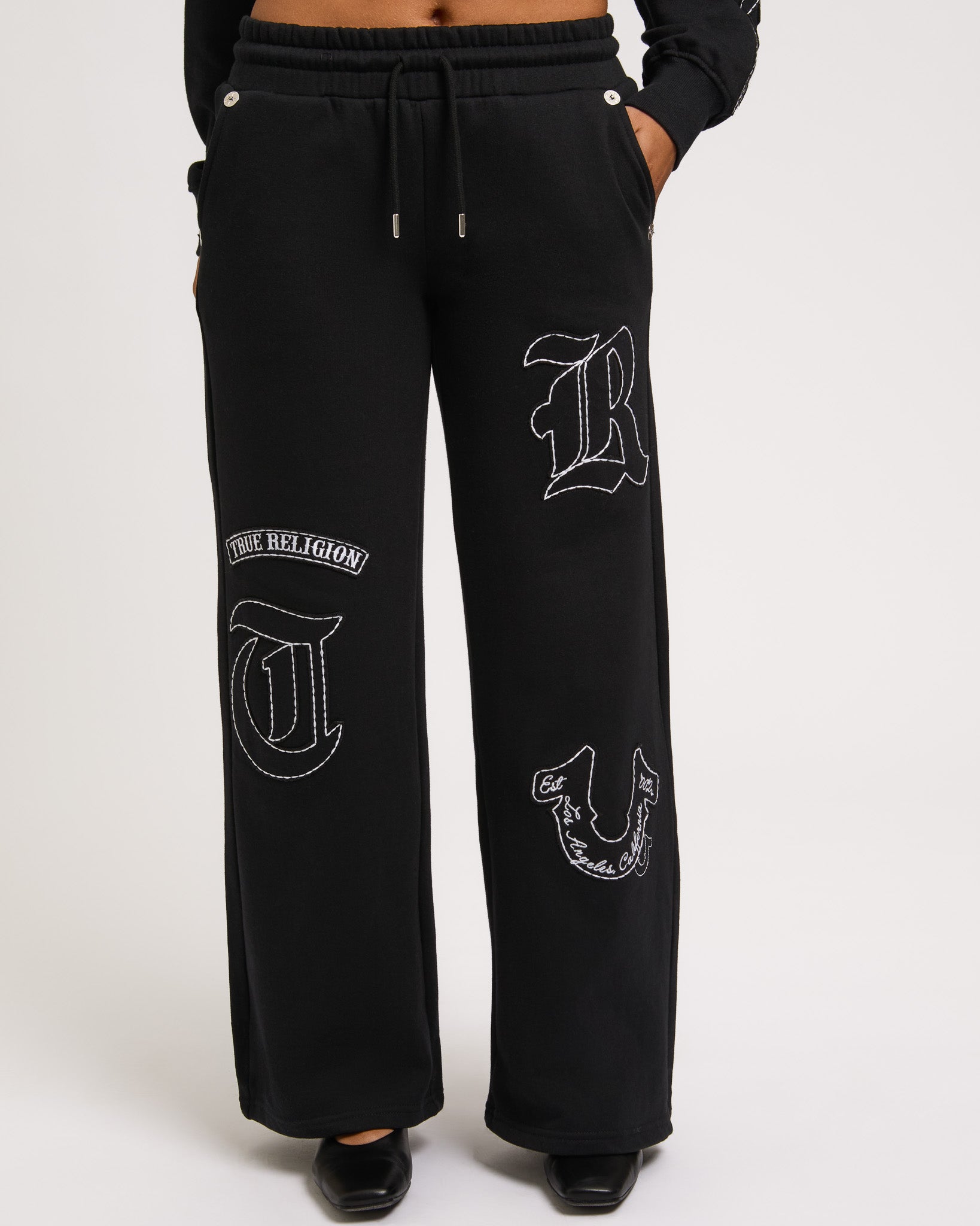 BRANDED APPLIQUE WIDE LEG PANT - JET BLACK