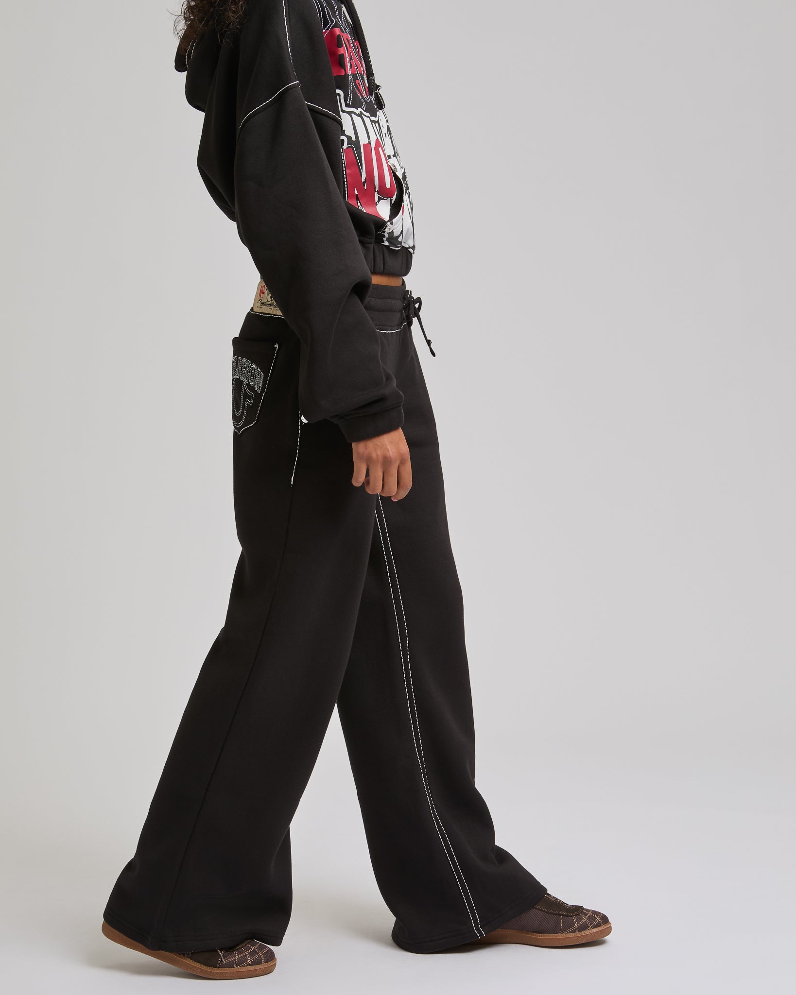 LR BIG T WIDE LEG SWEATPANTS - JET BLACK